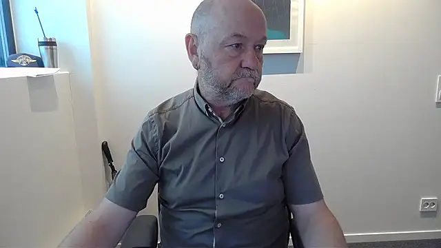 Buggemann Chat XXX live