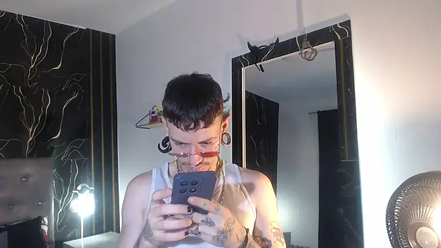 Ryan_Owenss' Live XXX Chat