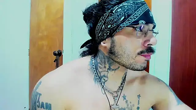 Онлайн чат XXX Van_Velckan