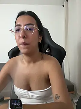 צ'אט XXX בשידור חי של Valerygoomez