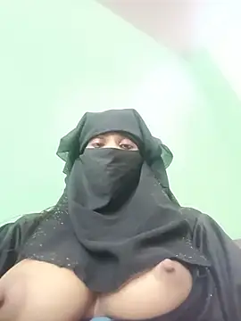 Aafreen_36 Adlı Modelin Canlı XXX Sohbeti