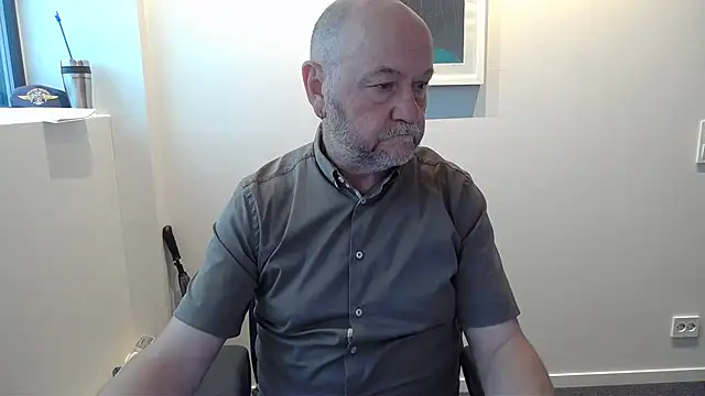 Chat +18 de Buggemann ao vivo