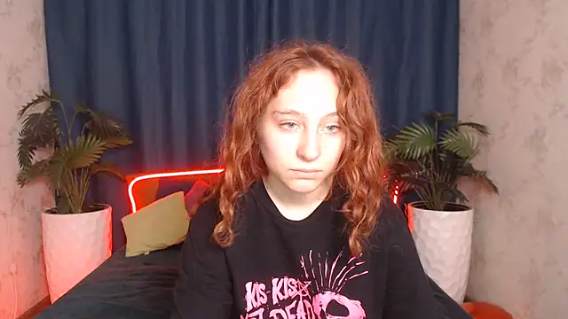 ModelGyrl – Naživo XXX chat