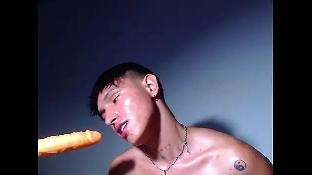 rowanbig's Live XXX Chat