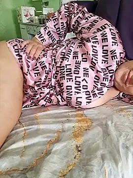 KiraXTender Live XXX-Chat