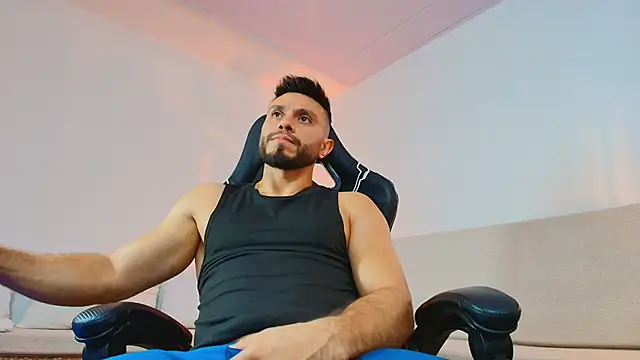 Mateo_Vega_ Live XXX-chat