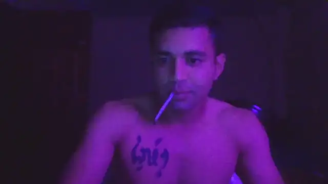 User_02_n Live XXX chat