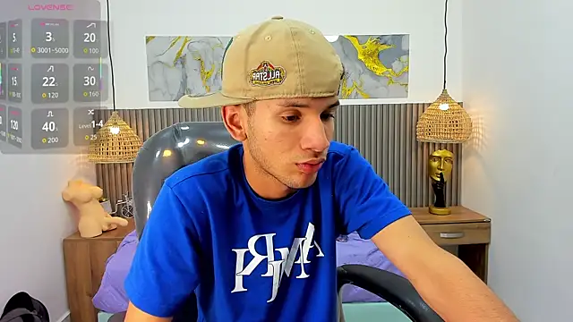 JDWhite18 élő XXX-chatje