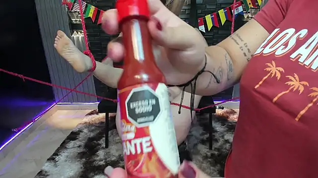 XXX chat uživo modela BDSM_EXOTICDOMINATION