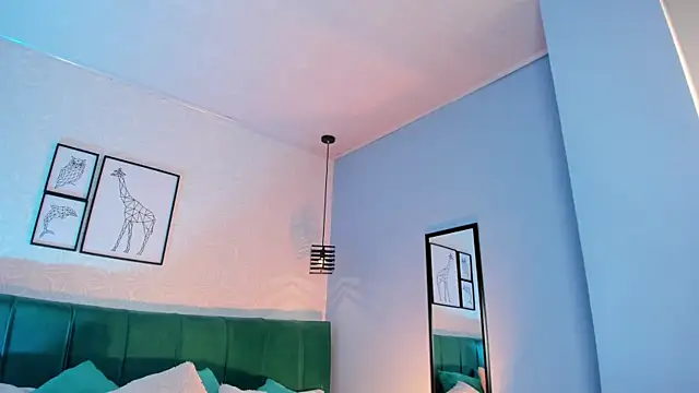 Chatroom XXX en direct de ninna_curly