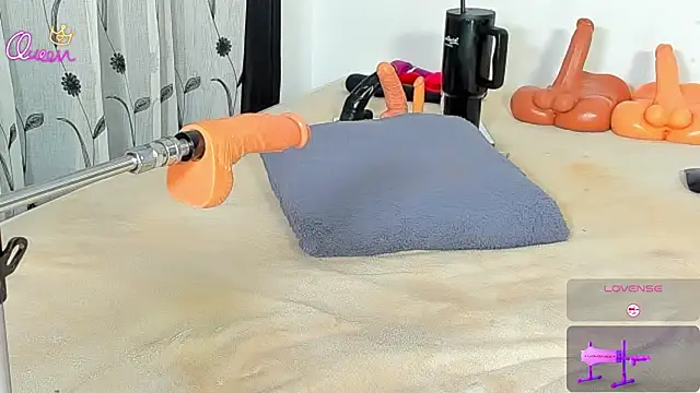 CERTIFIED_SQUIRTER élő XXX-chatje
