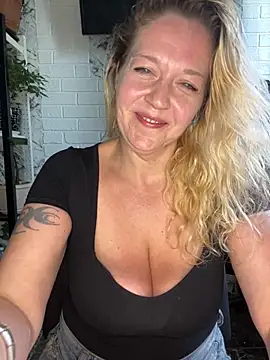 JenniferCarmenのライブXXXチャット