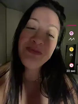 Chat +18 de ansuya_br ao vivo