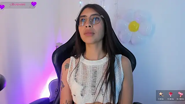 -Macarron-'s Live XXX Chat