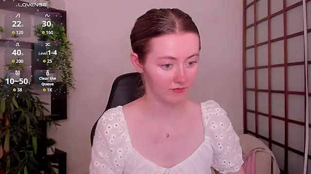 KateCuddle 现场XXX聊天