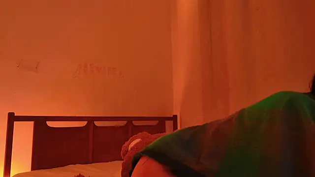 MoonLipsON- Live XXX-Chat