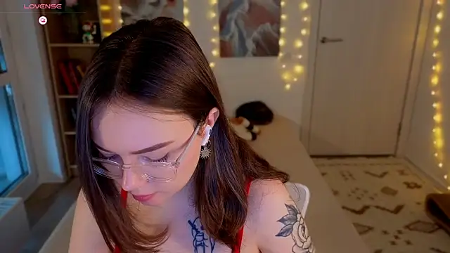 MilenaSaint's Live XXX Chat