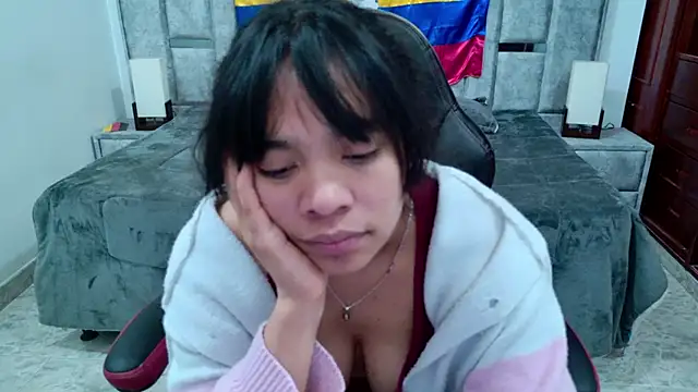 laureentt_'s Live XXX Chat