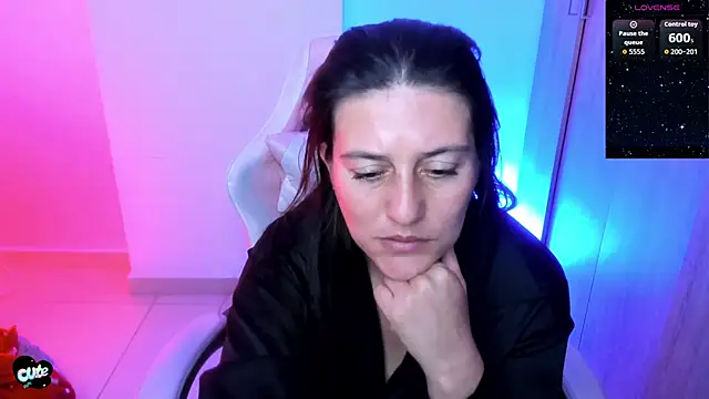 Chat XXX ao vivo de Saskyaa