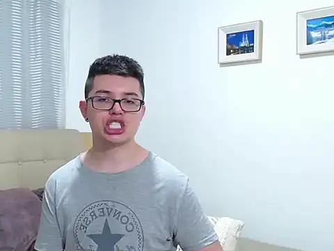 BlackFoXXX69 – Kamerová šou