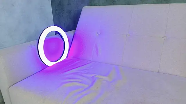 OnlyForYou_ – Naživo XXX chat
