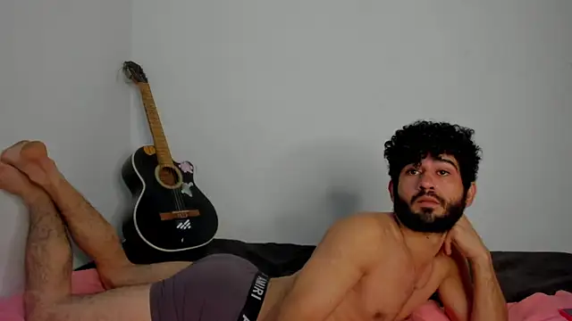 Aron_go Chat XXX live