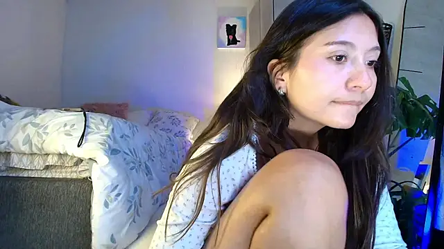 Chatroom XXX en direct de HelennaMoon_