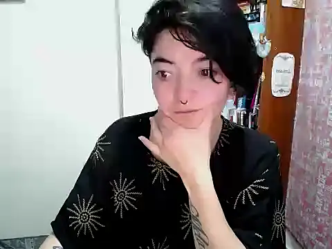 Came-IIn Live XXX chat