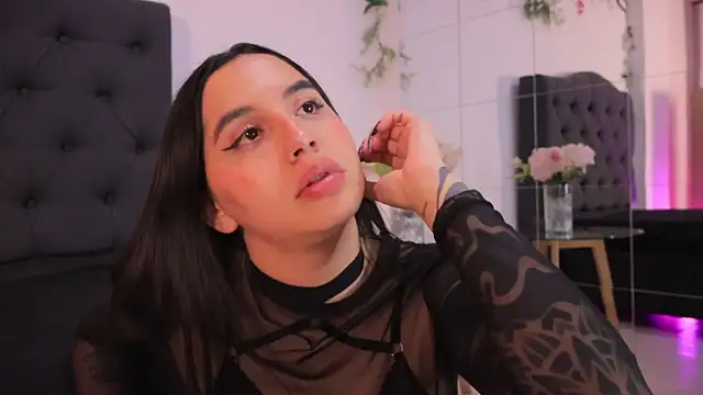 Chat +18 de kaylee_lee ao vivo