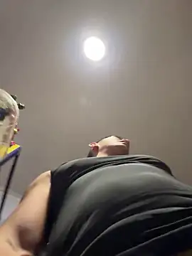 OliverWest04 라이브 XXX 채팅