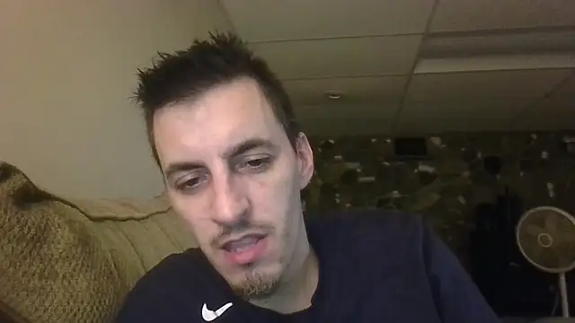 Chatroom XXX en direct de luverrboyy