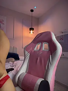 Doll_Maddy_'s Live XXX Chat