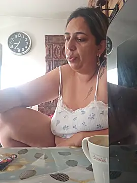 Chat +18 de Cataleya_Leya ao vivo