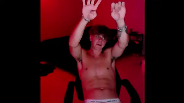 TheOnlyLogan Show in webcam