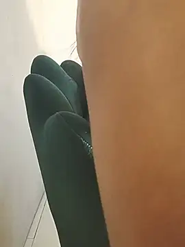 צ'אט XXX בשידור חי של DIRTYSECRET_QUEEN_07