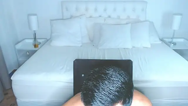 Chat XXX ao vivo de mr_hunterx