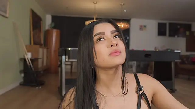 Emilyy05_ Obrolan Langsung XXX