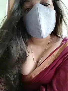 XXX chat uživo modela yoursana-