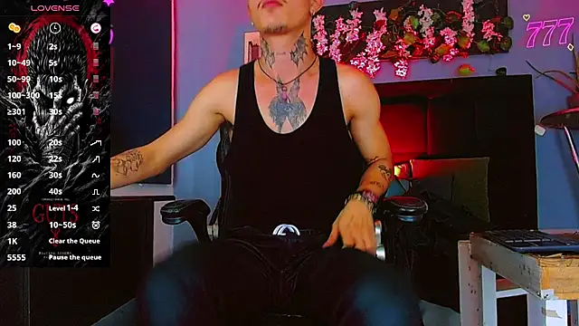 XXX chat uživo modela HannibalLester