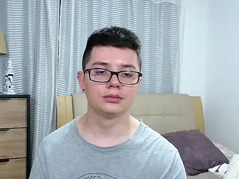 BlackFoXXX69 – Kamerová šou