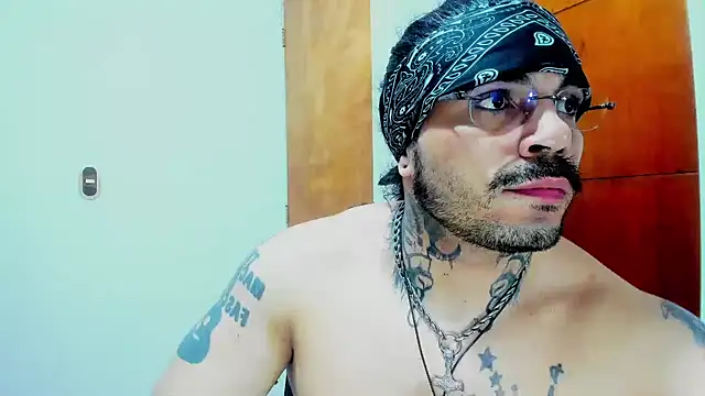 Van_Velckan's Live XXX Chat