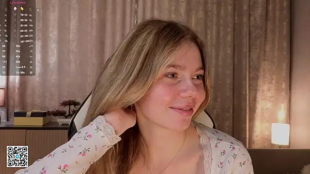 XXX chat uživo modela DonaDebore