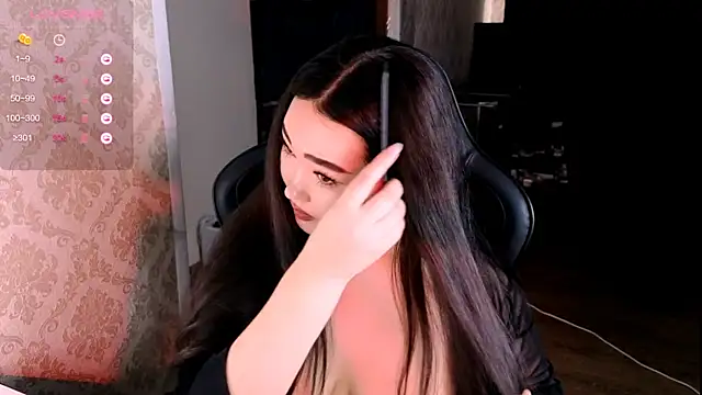 Emma_Uilson Chat XXX in diretta