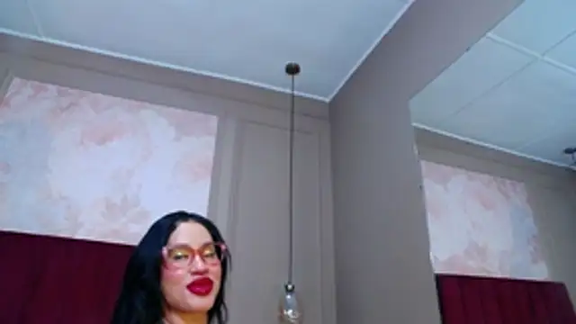 GiaTegel live XXX chat