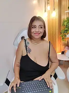 MrsFoucher Live XXX-Chat