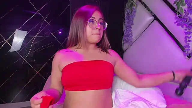 Freyaa_Millerr Chat XXX in diretta