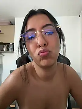 Valerygoomez Chat XXX in diretta