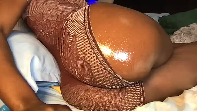 choco_petite Chat XXX in diretta