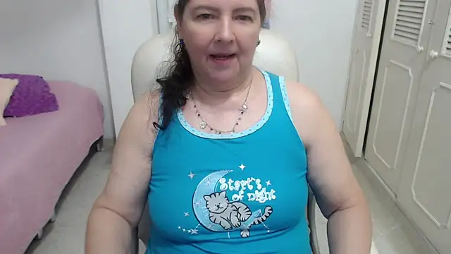 leonela_69のライブXXXチャット