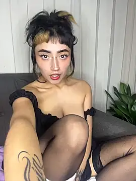baby_akuma Chat XXX in diretta